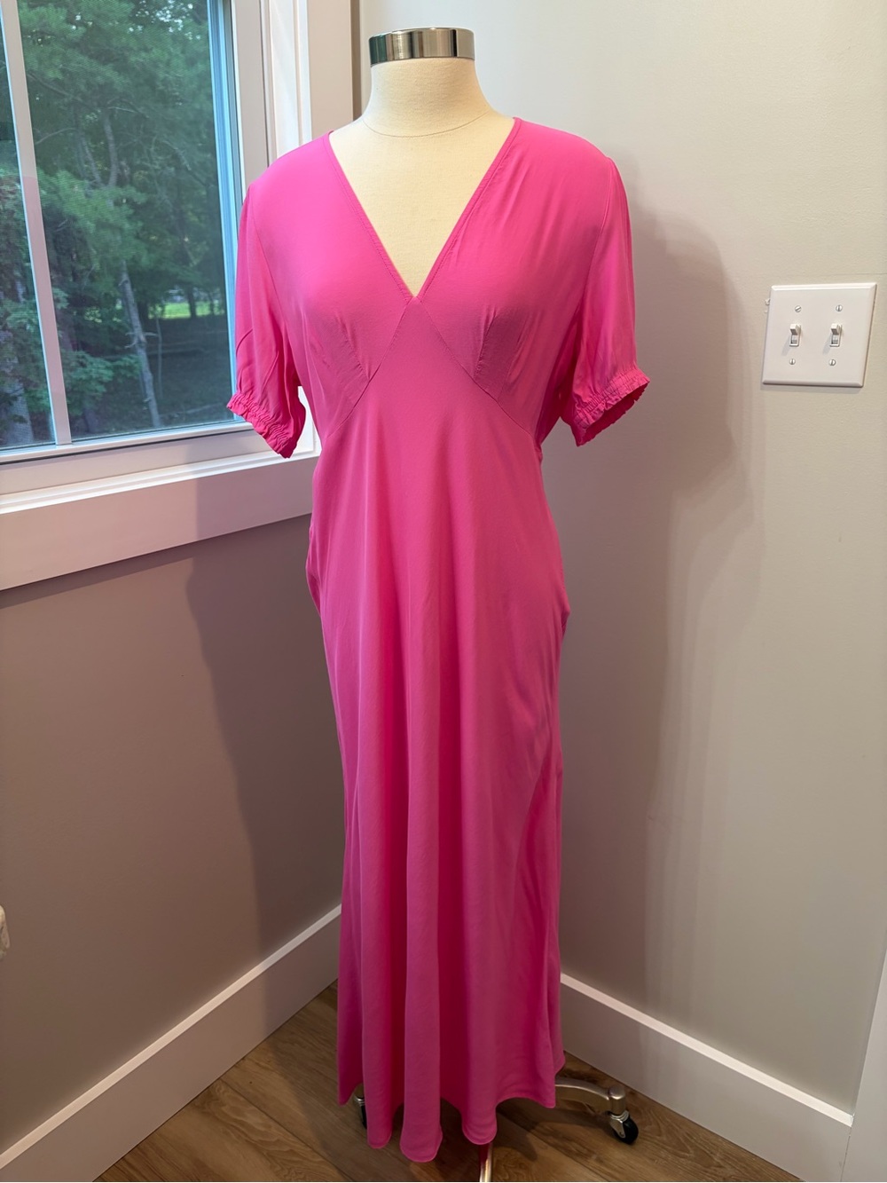 A New Day Pink Maxi Dress V Neck Size Large Short Sleeves Side Zipper
